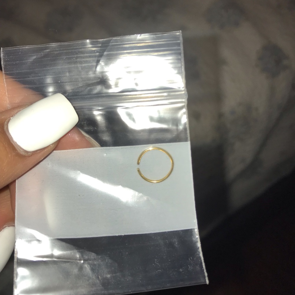 GOLD RING EARRING / CARTILAGE RING/ FAKE NOSE RING - Picture 3 of 3